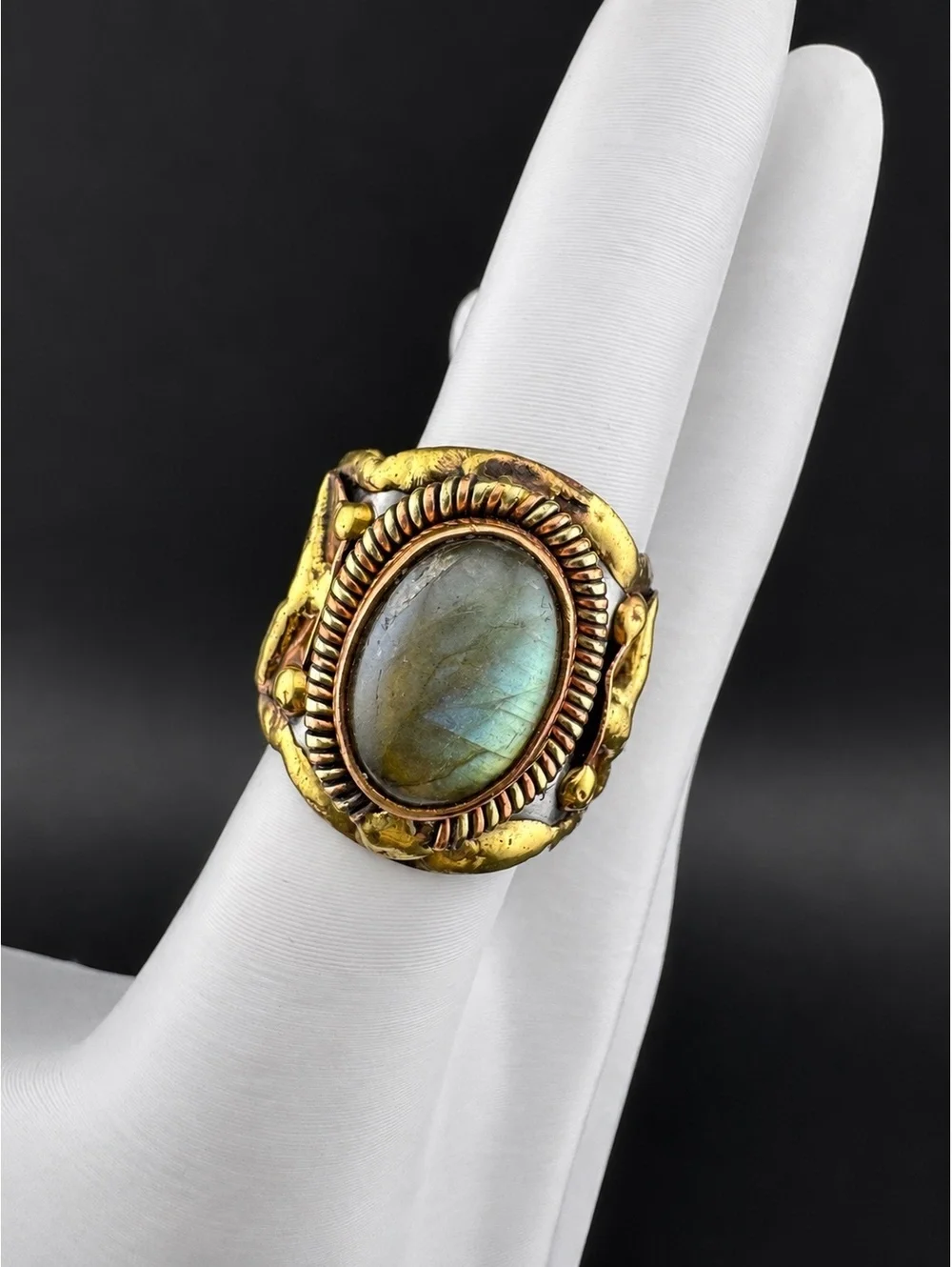 Handcrafted Labradorite Statement Ring with Mixed Metal Band